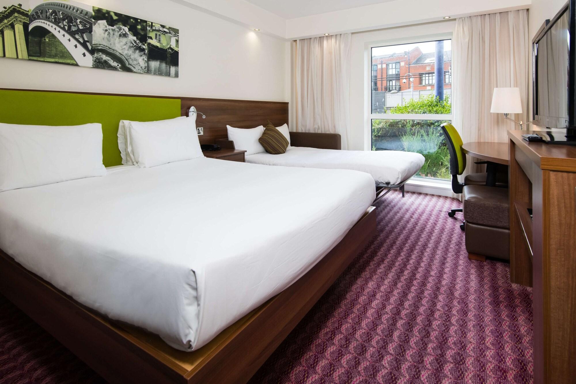 Hampton By Hilton Birmingham Jewellery Quarter Hotel Екстериор снимка